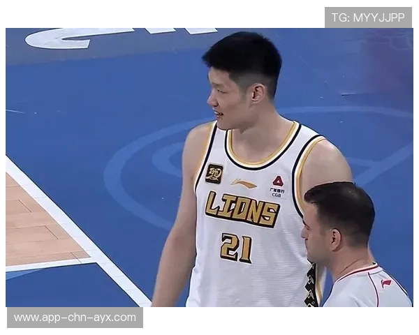 广厦男篮胡金秋统治内线，球队表现依旧强劲