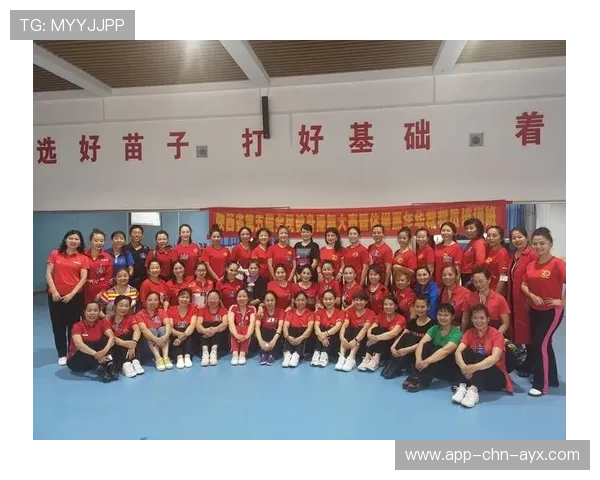 体操教练鼓励队员参与部分训练内容设计 体操教练鼓励队员参与部分训练内容设计