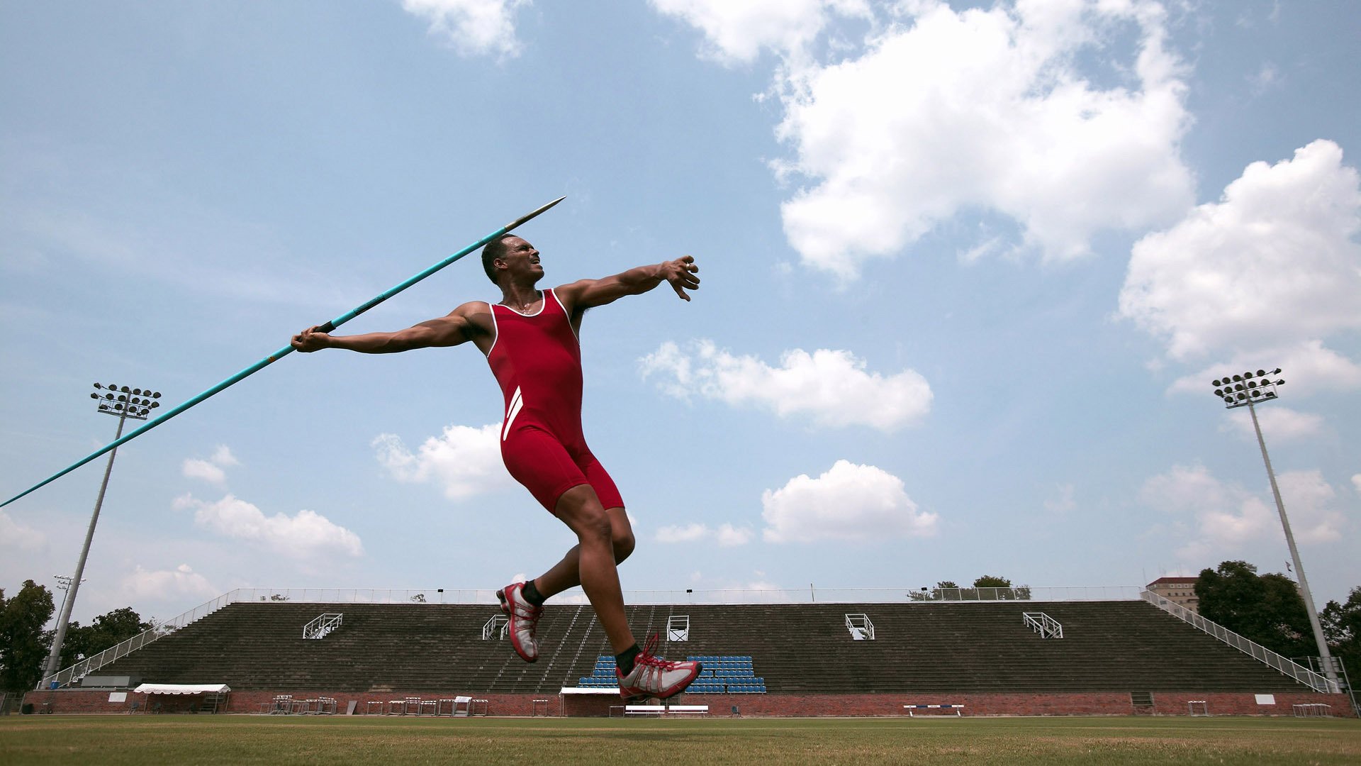 外援替代本土核心形成恶性循环